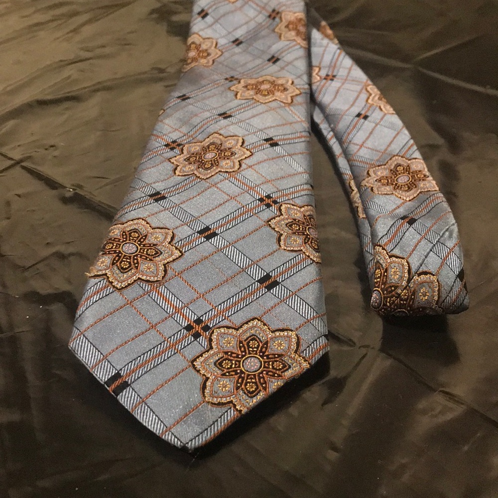 Robert Talbott blue silk mandala plaid woven tie